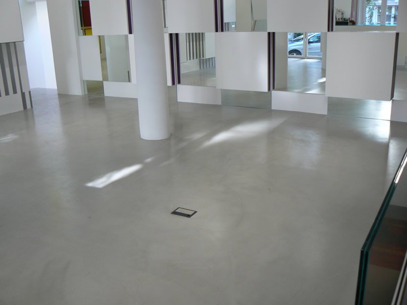 Chin's Nail Salon Retail Space